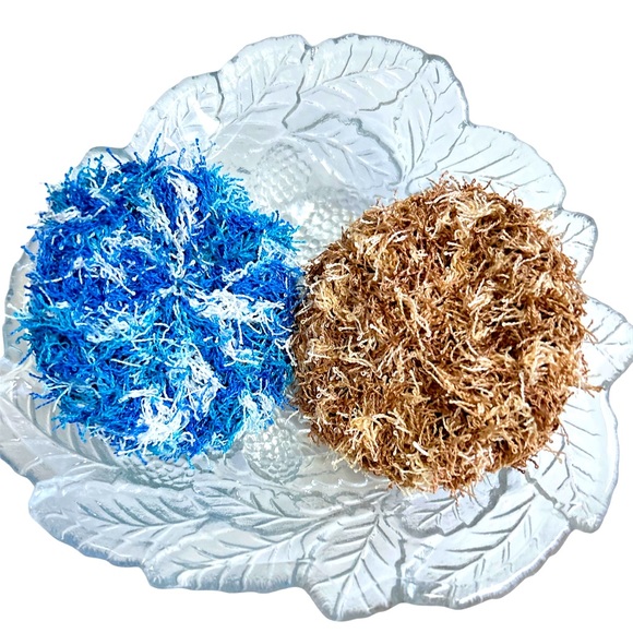 HAND CRAFTED Colorful Crochet Polyester Kitchen Dish Reusable Scrubbing Pads - Picture 1 of 7